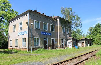 IMG_5084-Dolni-Podluzi-Bahnhofsgebaeude.JPG