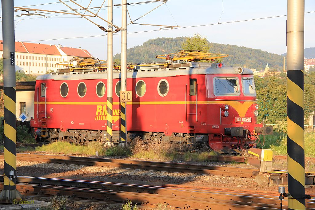 IMG_3053-Decin-RM-Lines-140.JPG