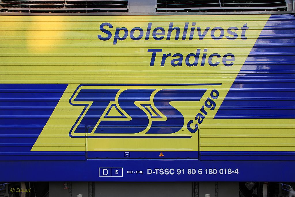 IMG_3055-TSS-Cargo-180.JPG
