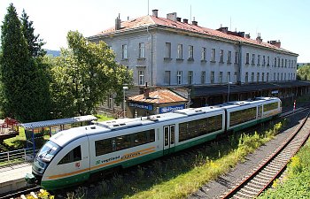 IMG_5170-Dolni-Poustevna-Bahnhof.JPG