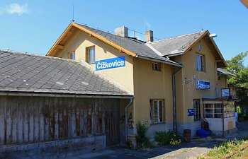 IMG_8350-Cizkovice-Bahnhofsgebaeude.JPG