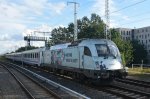 370 005-8 PKP mit IC Berlin-Karlshorst.jpg