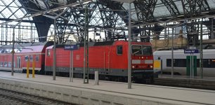 143 821-7 Dresden Hauptbahnhof.jpg