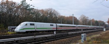 ICE 402 046-7 Berlin-Wuhlheide.jpg