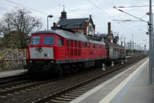 232 241 mit Güterzug.JPG