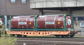 container-lanfer-tanktainer.jpg