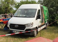 16vans-hyundai-h350-001.jpg