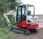 bau-takeuchi-tb235-2-003.jpg