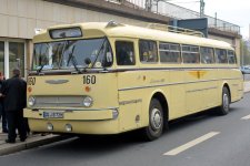 Ikarus 66 Dresden Hbf.jpg