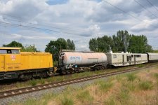 Zacs 33 80 7866 814-6 Unkrautzug Rbf Berlin-Wuhlheide.jpg