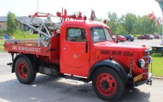 1951bedford-type-k-feuerwehr-kranwagen-helsingoer001.jpg