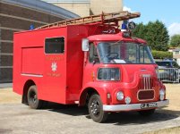 1965morris-fgk-carmichael-fire-engine001.jpg