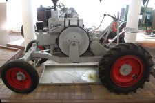 0307-1938kramer-k12allesschaffer-mit-gueldner-motor.jpg