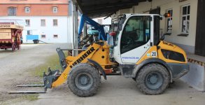 0601-liebherr-l506compact-radlader.jpg