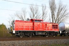 298 325-2 Rbf Berlin-Wuhlheide(1).jpg