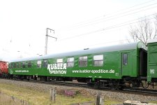 Uaks 37 55 9700 004-7 Rbf Berlin-Wuhlheide.jpg