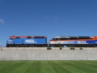 Metra_Locomotives_F40PH-2_&_MP36PH-3S.jpg