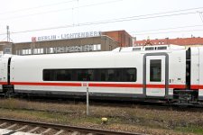 Apzf 73 80 17-91 106-1 Bf Berlin-Lichtenberg.jpg