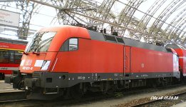 182 021 14.11.08 Dresden -Hauptbahnhof (84).JPG