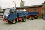 Multicar M24 mit Anhänger  rot-blau  1.jpg